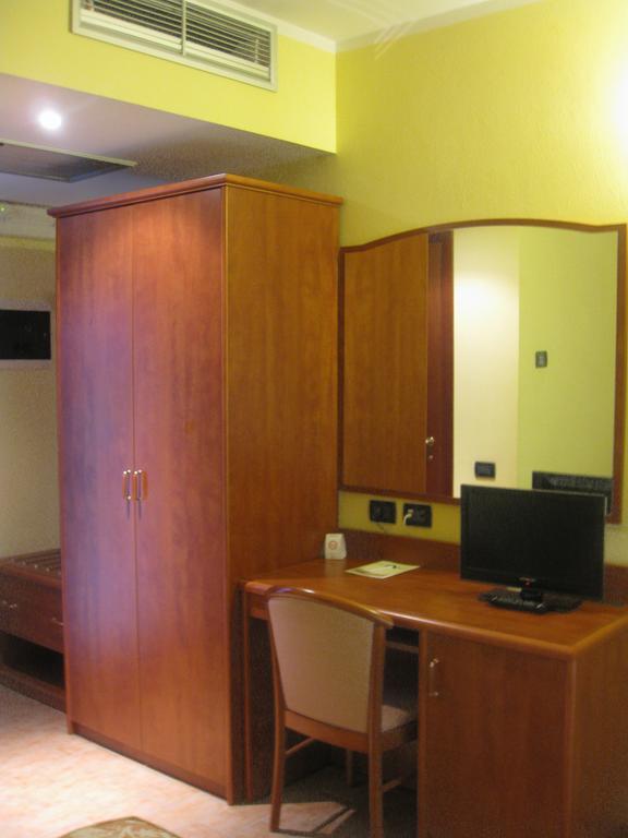 Albergo Giardino Sannazzaro de' Burgondi 客房 照片