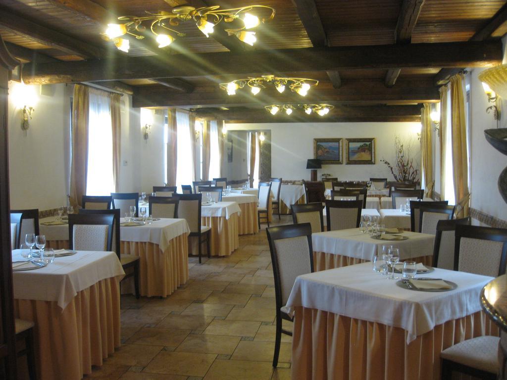 Albergo Giardino Sannazzaro de' Burgondi 外观 照片