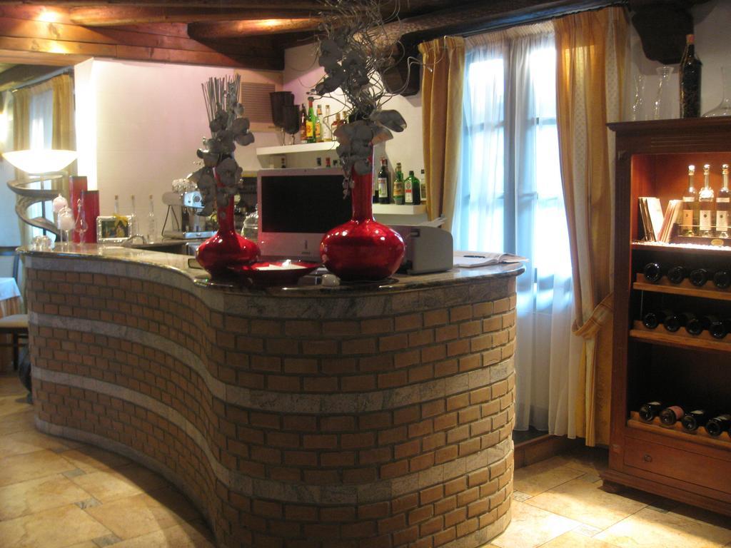 Albergo Giardino Sannazzaro de' Burgondi 外观 照片